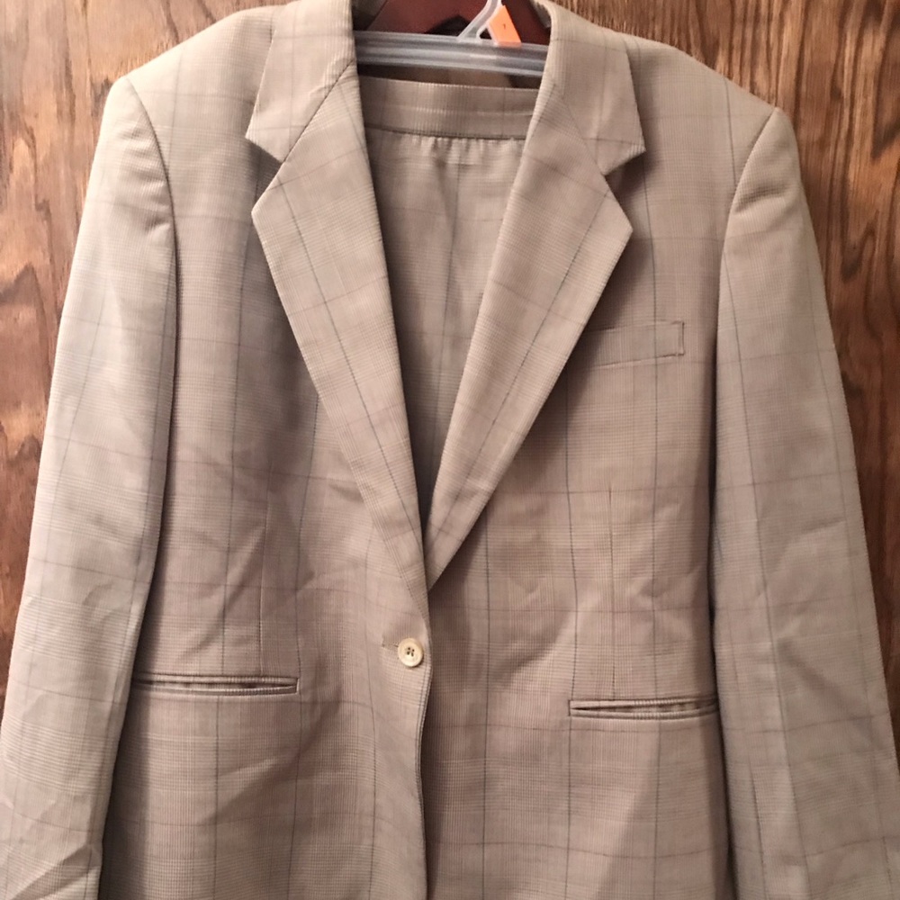 2 Piece jacket and skirt Sz 12